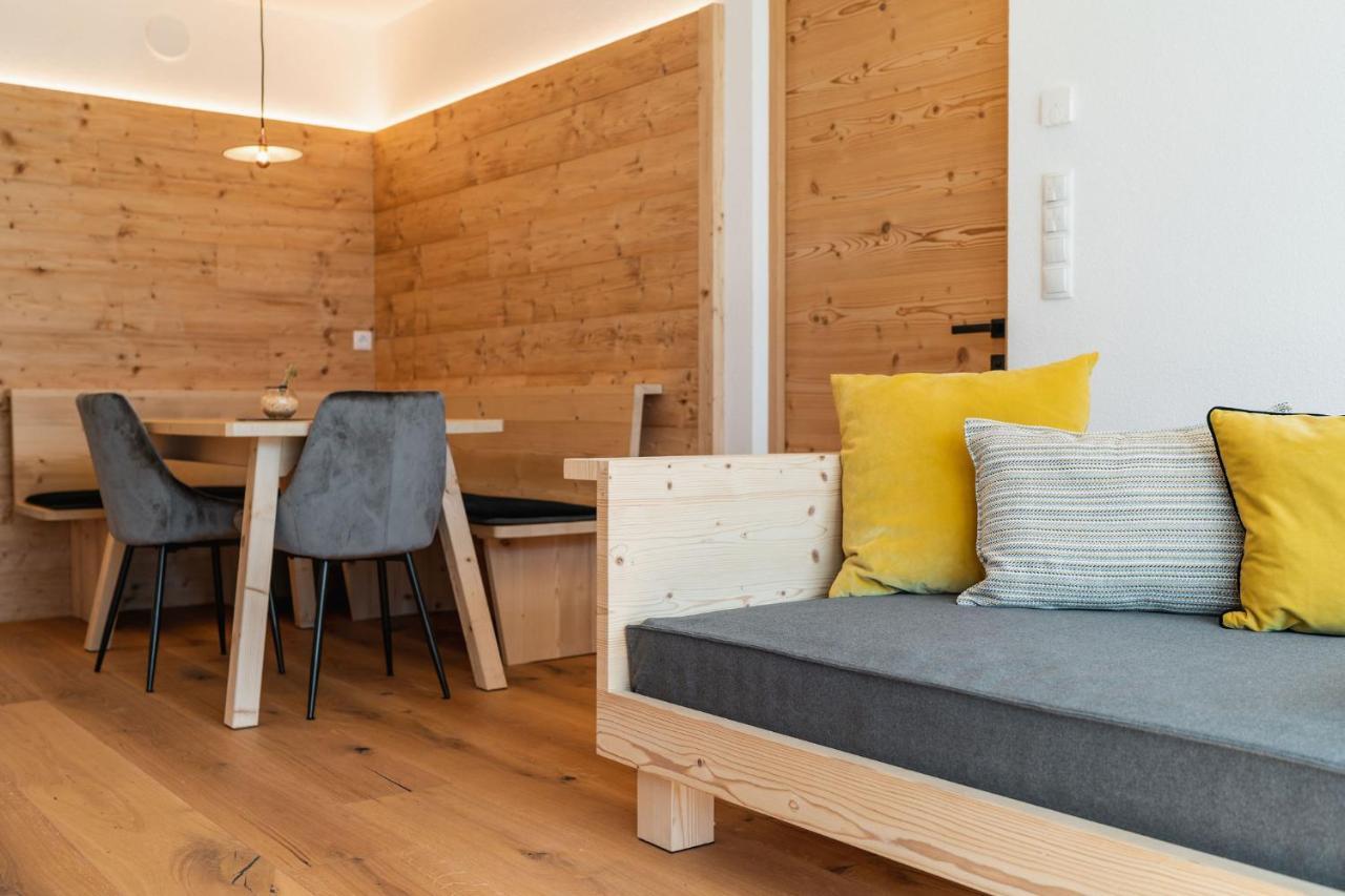 Innermoser Bauernhof - Chalets Molini di Tures Exteriör bild