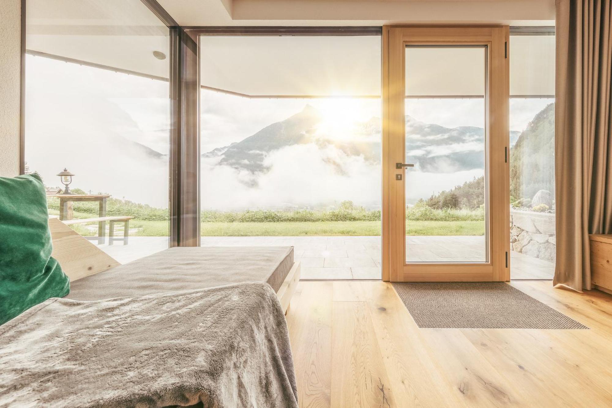 Innermoser Bauernhof - Chalets Molini di Tures Exteriör bild